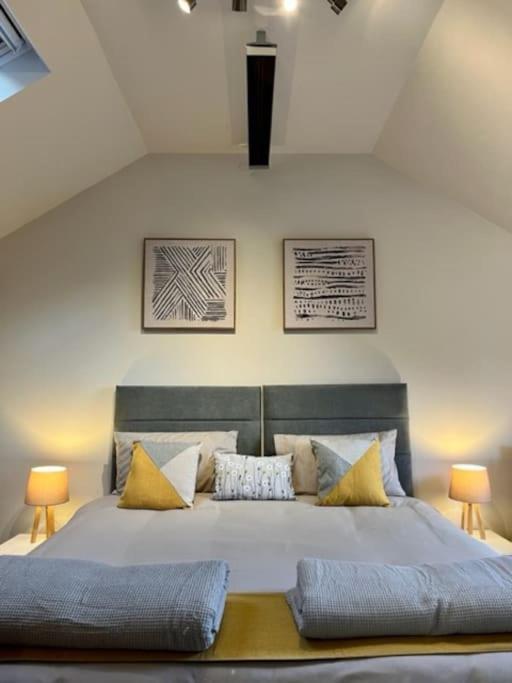The Coach House - *New Build In Traditional Style* Todmorden Exterior foto